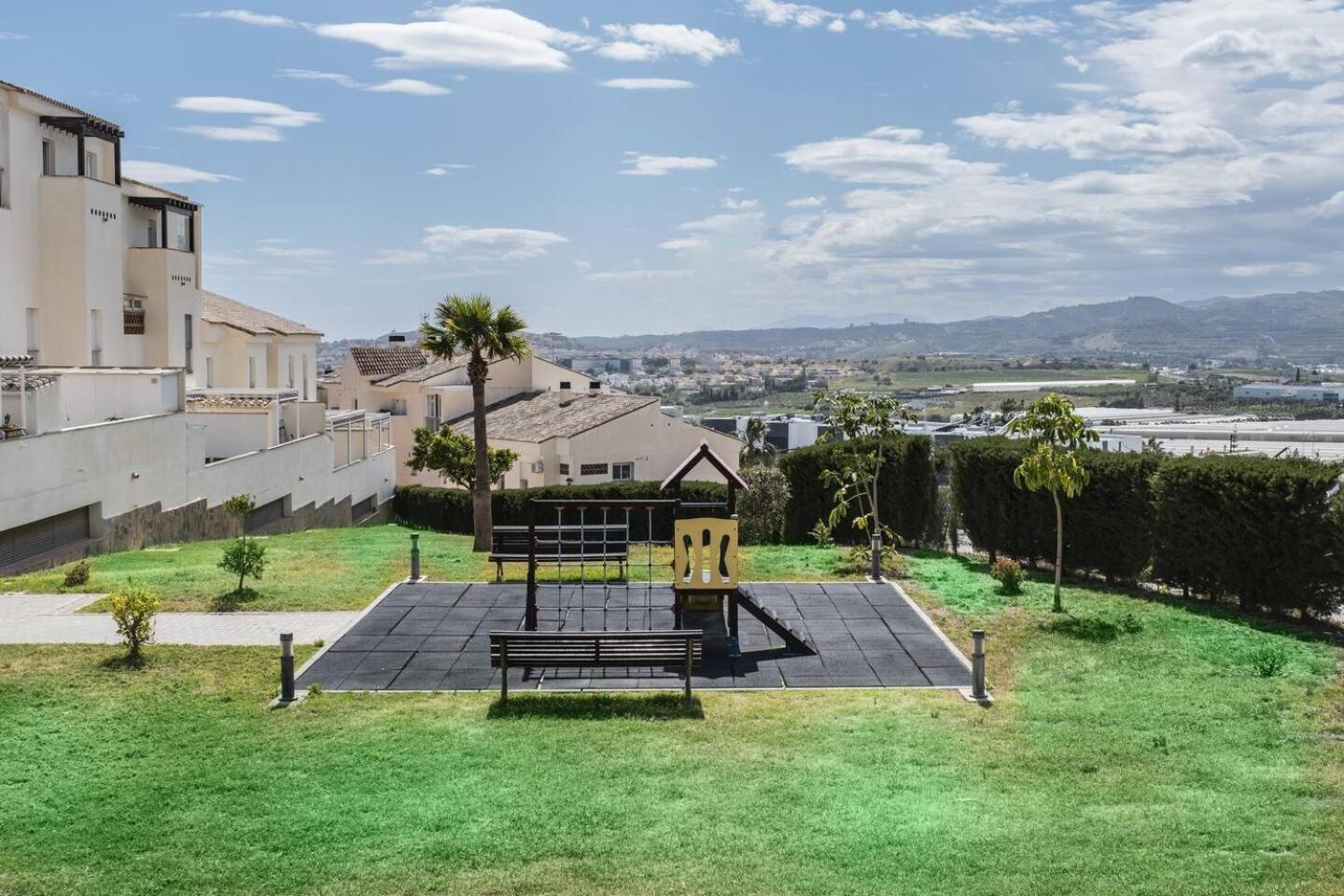 Relaxation, Golf & Beach Caleta De Velez Exterior foto